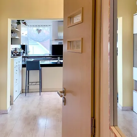 2-izbovy S Balkonom Lejlighed