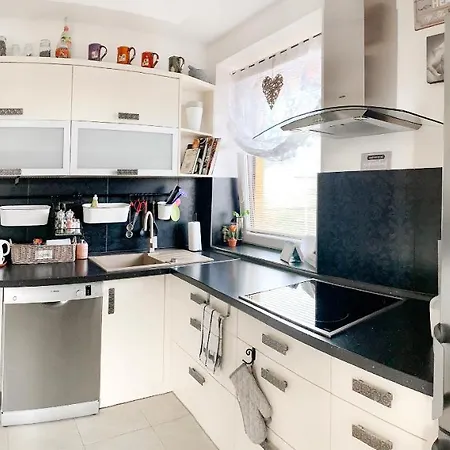 2-izbovy S Balkonom Lejlighed *