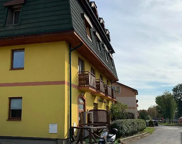 2-izbový S Balkónom Appartamento